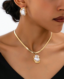 Conjunto de colar e brincos Pérola
